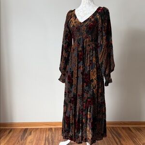 Elegant Black velvet burnout Floral Long Sleeve Dress sz M